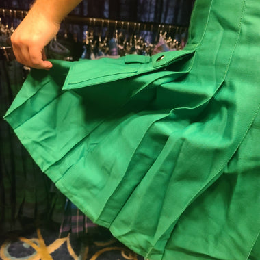 Kilt utilitario en color verde Kelly de KiltedBros